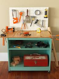 Hape wooden child master tool & workbench toy pretend play builder set, kids 3+ hape. How To Turn Old Furniture Into A Kids Toy Workbench How Tos Diy
