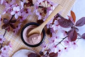 Sommaire recette masque visage pour enlever les points noirs recette masque visage à l'aloe vera et vegan plutôt que de perdre notre temps à se morfondre sur notre sort, pourquoi ne pas prendre soin de. Gommage Visage Maison Pour Peau Grasse Cuicui Les Petits Oiseaux