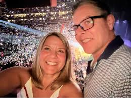 Anyone near this location? 14 Eisenhower Parkway, Roseland NJ