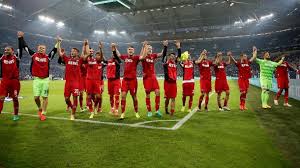 Bild sagte er, was er über seinen club, die verantwortlichen und die chance für den klassenerhalt denkt. 1 Fc Koln Spieler Handeln Meisterpramie Im Bus Aus