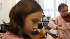 Willkommen am Julius-Stern-Institut!