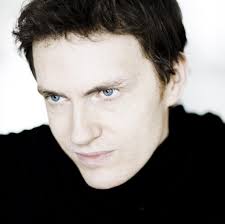 Alexandre Tharaud releases new Barbara album!
