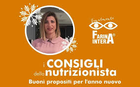 Tra i 10 e i 12 mesi l'alimentazione del bambino tende gradualmente ad avvicinarsi a quella degli adulti, sia per varietà degli alimenti, sia per organizzazione dei pasti nella giornata. Buoni Propositi Per L Anno Nuovo 7 Consigli Della Nutrizionista Per Una Vita Sana E Un Alimentazione Corretta Farina Intera