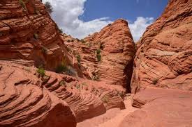 Buckskin gulch is located along the utah/arizona border, near kanab. Wire Pass Trail Slot Canyon Hiking