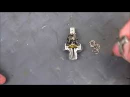 I looked a few videos on youtube,. 1983 R100rs Testing Oil Pressure Switch How Is It Constructed Youtube