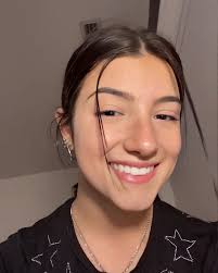 char and zoe (pineapplezunkin)