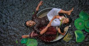 There are hundreds of websites that offer wedding invitations and stationery and being online allows the customer to order from anywhere in the world. Wedding Photography Is Kerala Is Going Extravagant In A Bid To Go Viral