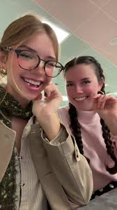 Greta and Liz #fyp #lanadelrey #fashionschool! #lol #likeaboss