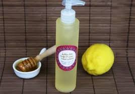 Recettes Gel Lavant Visage Corps Et Cheveux Tout En 2 Aroma Zone Avec Mousse De Babassu Gel Douche Fait Maison Visage Cheveux