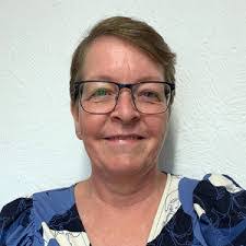 Vanessa Pullen's Instagram, Twitter & Facebook