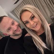 We have a carpet that needs relaying so am looking for just a carpet gutter  please