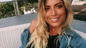 Pour cette 6e saison et seconde édition de la formule princes et princesse, six des nouveautés sont également attendues cette année. Les Princes De L Amour 6 Elsa Dasc Une Nuit D Amour En Off Avec Un Candidat