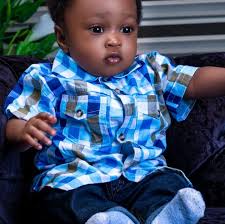 Happiest birthday to my baby for life! Beautiful inside out! May God  continue to bless you, keep you, protect and provide for you 🙏🏾  @ruthkadiri have the best day ever! I love