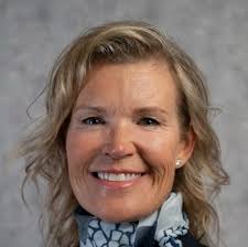 Entrepreneur to returning professor