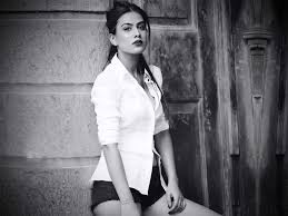 Bold Is A Girl Who Speaks Her Mind Nia Sharma Opens Up On Doing Vikram Bhatt S Web Series Twisted 2 A man and a woman having an affair and the man's wife is dead.