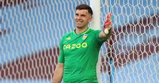 Es internacional con la selección argentina. Aston Villa Keeper Martinez Admits Anger At Being Substituted For Argentina