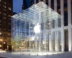 L'app permette di valorizzare il patrimonio archivistico, didattico e storiografico già esistente e di. Apple Store New York City Fifth Avenue And Fifty Ninth Street Architecture Jobs Storefront Design Glass Building