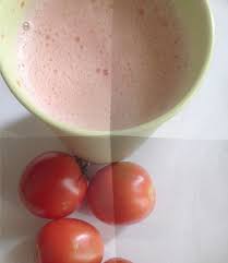 Pertama, dalam jus tomat mentah terdapat lycopene yang dikenal sebagai salah satu zat pencegah kanker. Manfaat Jus Tomat Untuk Menghilangkan Sariawan Dan Melembutkan Kulit Leyla Hana