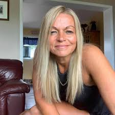 Hello everyone. Does anyone kniw where I can get farm eggs from?