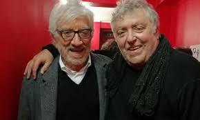 Grave lutto di famiglia per il popolare attore maurizio mattioli. Maurizio Mattioli La Figlia Francesca E Gigi Proietti Ecco Il Collegamento Giornal It