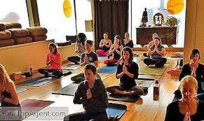 Our community exists to help you find moments of peace, introspection, acceptance, and gratitude, no matter the circumstance. Top 10 Yoga Studios In San Francisco 2021