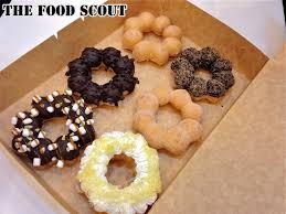 Crispy coated onion rings like the pro's make! What S New Mister Donut Cafe Pon De Ring Donuts The Food Scout