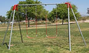 Pour prolonger sa vie, il vous faut entretenir votre portail en fer en le repeignant régulièrement. Balancer Un Tuyau De Leurs Propres Mains 46 Photos Assembler Une Balancoire De Jardin Pour Enfants A Partir D Un Profil Et D Un Tuyau En Polypropylene Selon Un Dessin