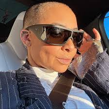 Doris Millsaps's Instagram, Twitter & Facebook