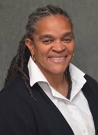 Stephanie Duggins's Instagram, Twitter & Facebook