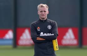 Read profiles and stats for the man utd first team, manager, academy, reserves, legends and women's team. Man Utd Players Blamed For Van De Beek Struggles