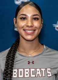 Janelle Cain's Instagram, Twitter & Facebook