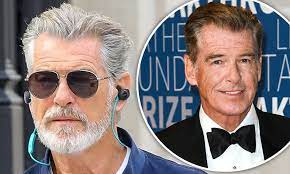 Mel gibson shows off scruffy plaid shirt and grizzly grey beard at lax. Pierce Brosnan Ditches The Dye Another Day And Embraces His Natural Grey Locks And Bushy Beard Daily Mail Online