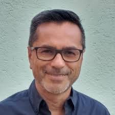 Erin Bugbee's Instagram, Twitter & Facebook