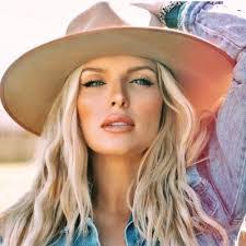 Amanda Singley's Instagram, Twitter & Facebook