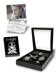Twilight Limited Edition Official Complete Jewelry Set Of The Cullen Family Twilight Outfits Twilight The Cullen
