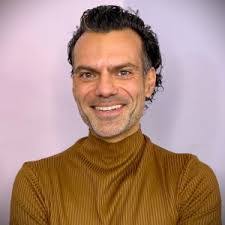 Nathan Branch's Instagram, Twitter & Facebook