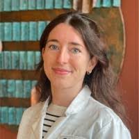 Helena Barr's Instagram, Twitter & Facebook