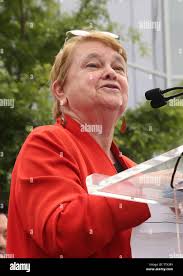 Sheila kuehl hi-res stock photography and images