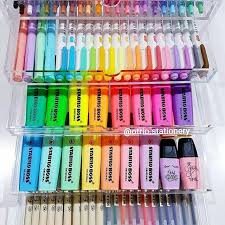 Sila Adli Kullanicinin Material Escolar Panosundaki Pin Kirtasiye Malzemeleri Keceli Kalemler Duzenleyiciler