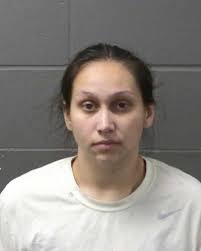 Woman arrested for luring, robbing man