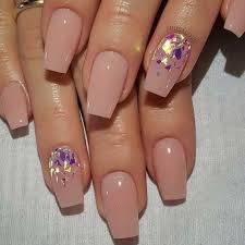 Pin Op Nails
