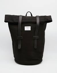 Dans les transports, ils libèrent les mains pour faciliter l'usage d'un smartphone. Sandqvist Sonja Rolltop Backpack At Asos Com Sac Sac Homme Sac A Dos Homme