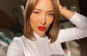 Luisafw@musicfc.com management digital yosoyluisafernandaw@gmail.com 👇🏻 youtube.com/c/luisafernandaw. La Extrana Foto De Luisa Fernanda W Que Es Objeto De Burlas En Redes