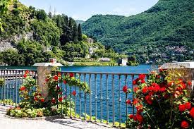 Lake como is the best choice for many travelers who decide to plan their vacation in italy. Der Wunderschone Comer See In Italien Urlaubsguru