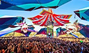 Kasol New Year Party Step Into 2020 On A High Note At These Famous Fests In 2020 With Images Boom Festival Festival Festival Guide