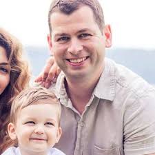 Yana Andreeva's & Adam Bailey's Wedding Website