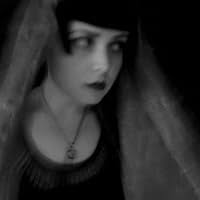 Art Deco Hair: Hairstyles of the 1920s and 1930s by Daniela Turudich