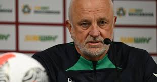 Arnold's fear as 'homeless' Socceroos train