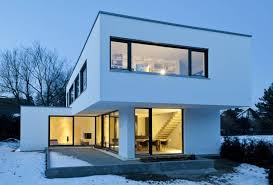 Une Maison Familiale A L Interieur Tres Raffine Homify Homify Architecture Bauhaus Architecture Home Building Design