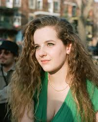 Iris 🫧 (@irishulot) • Instagram photos and videos